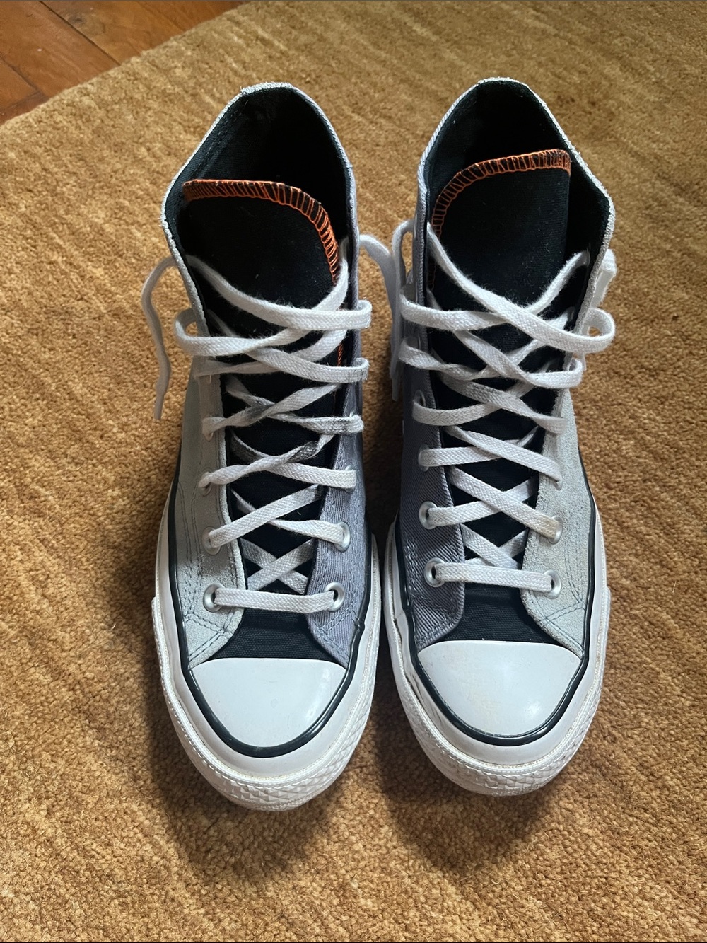 Converse Chuck Taylor All Star High Tops size 7.5